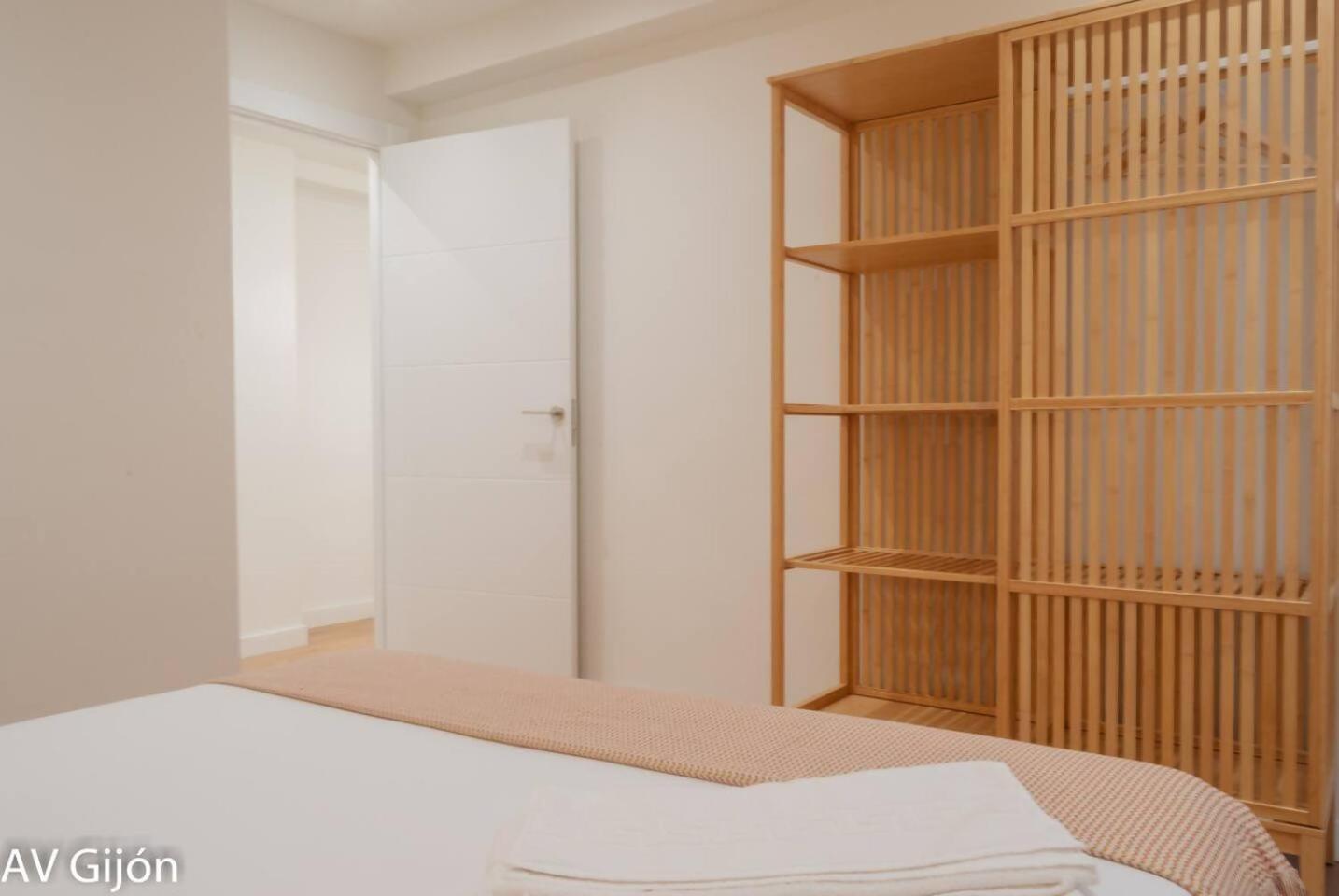 Apartamento La Playa 17 Gijón Exterior foto