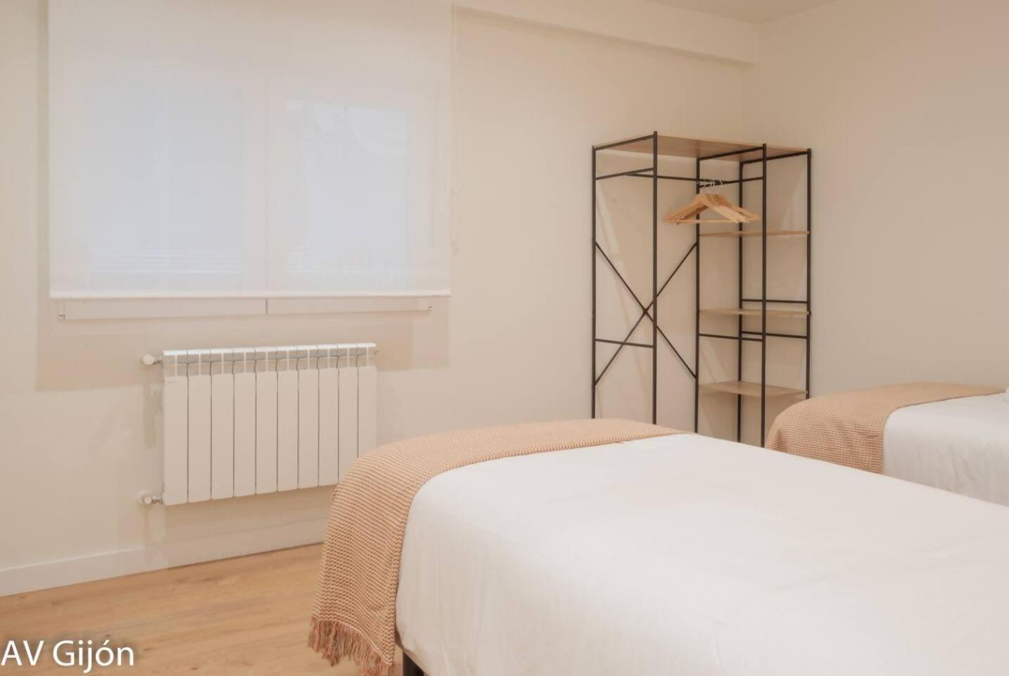 Apartamento La Playa 17 Gijón Exterior foto